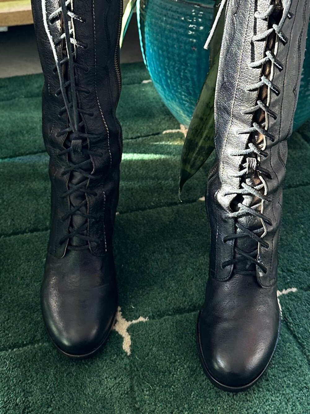 Frye x Anna Sui Collab Parker Tall Leather Lace Up Boots 8 - Picture 9 of 12